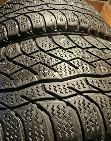 Viatti Bosco S/T V-526 235/60 R18