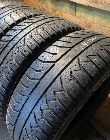 Bridgestone Ice Cruiser 7000 235/65 R17