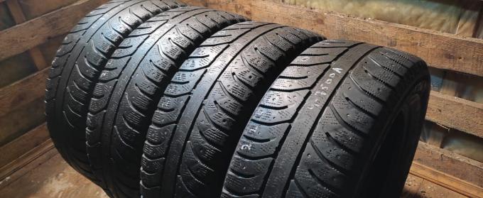 Bridgestone Ice Cruiser 7000 225/60 R17