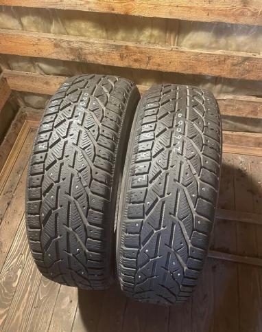 Tigar Ice 215/65 R17