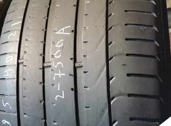 Pirelli P Zero 295/40 R21