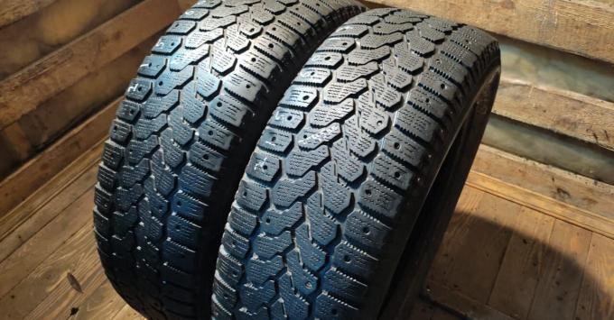 Yokohama F700Z 215/60 R17