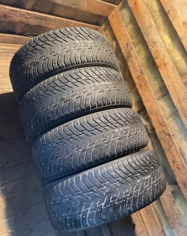 Nokian Tyres Hakkapeliitta 8 225/55 R17