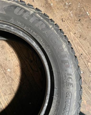 Goodyear Ultragrip Ice Arctic 225/65 R17