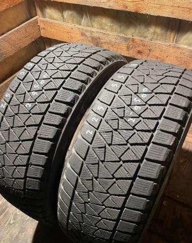 Bridgestone Blizzak DM-V2 225/55 R18