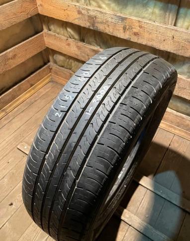 Roadstone Classe Premiere CP672 215/60 R16