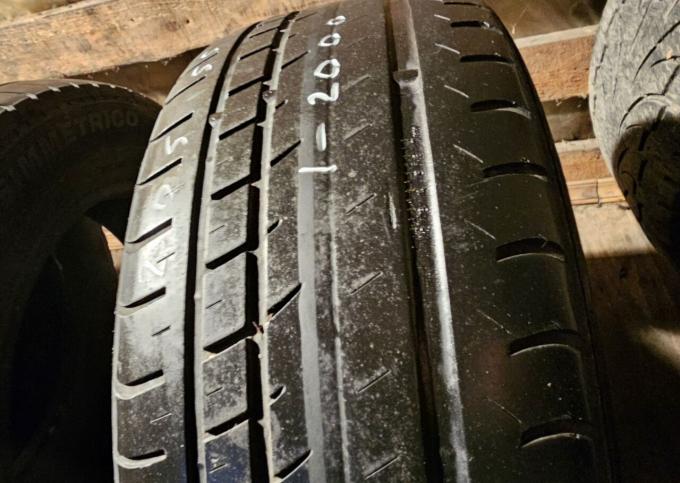 Viatti Strada Asimmetrico 205/55 R16
