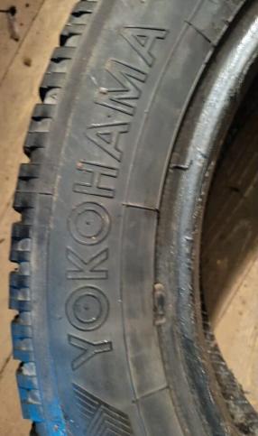 Yokohama F700Z 215/60 R17