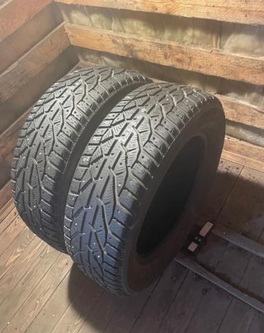 Tigar Ice 215/65 R17