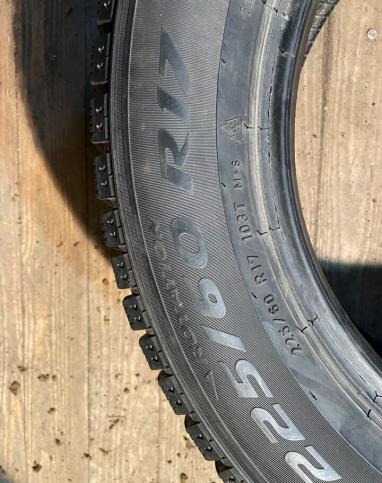 Pirelli Ice Zero 225/60 R17