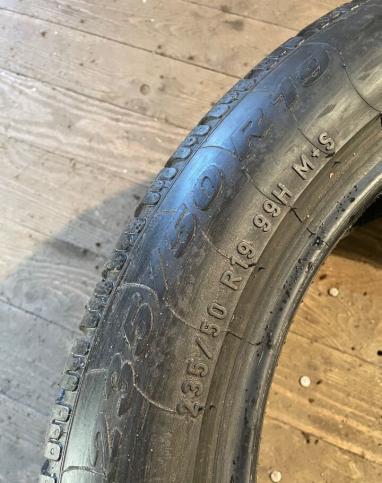 Pirelli Winter Sottozero 210 Serie II 235/50 R19