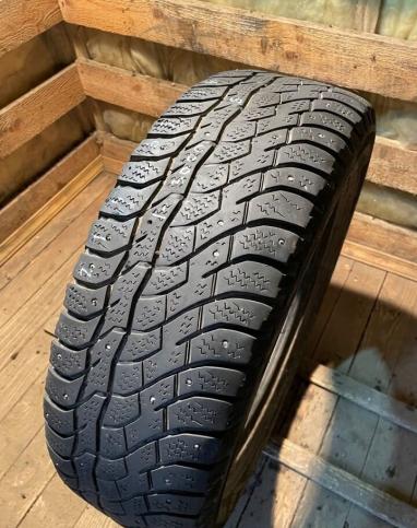 Viatti Bosco Nordico V-523 215/65 R16