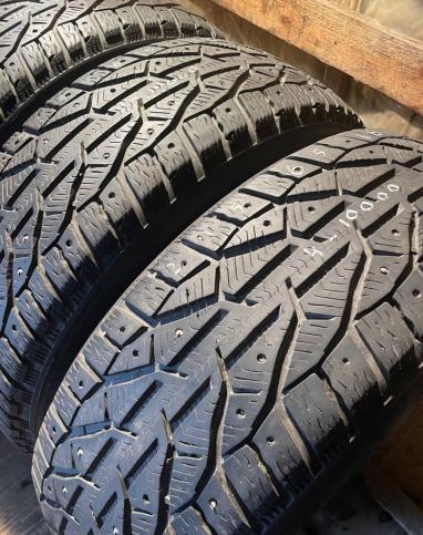 Kormoran SUV Stud 215/65 R16