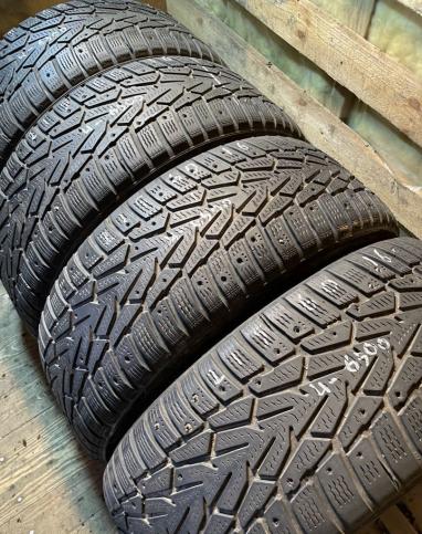 Nokian Tyres Hakkapeliitta 7 215/60 R16