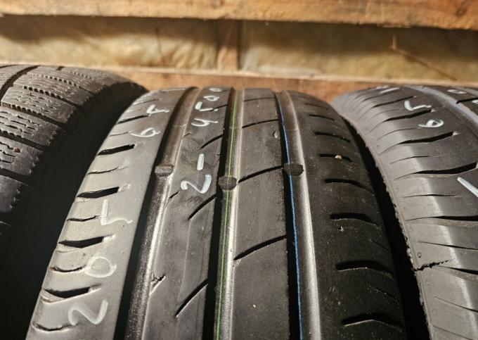 Viatti Strada Asimmetrico 205/65 R16