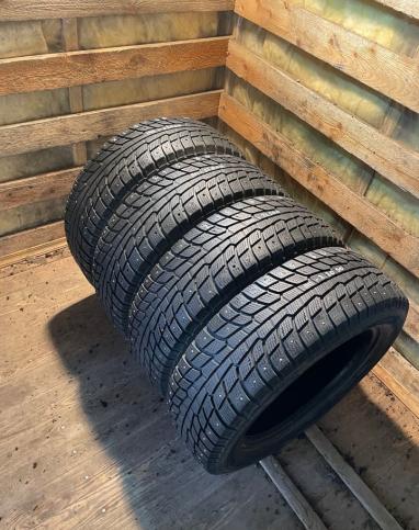 Michelin X-Ice North 215/60 R17