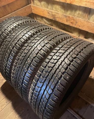 Dunlop SP Winter Ice 01 205/60 R16