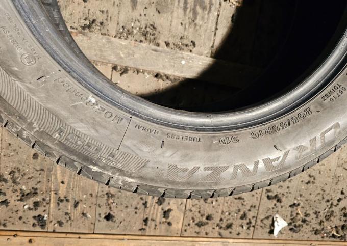 Bridgestone Turanza T001 205/55 R16