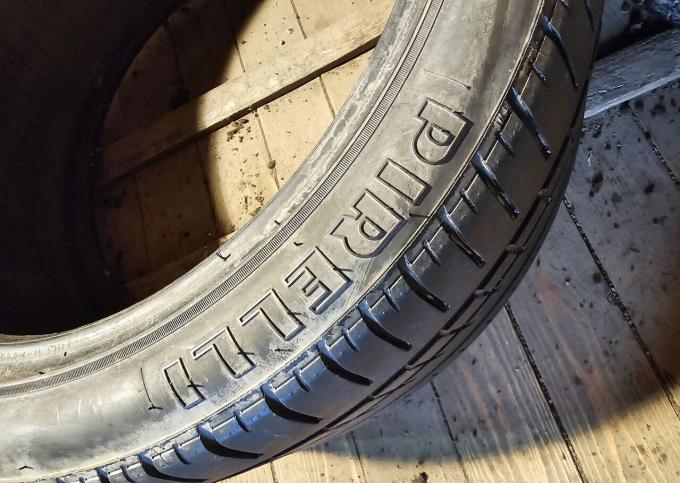 Pirelli P Zero Rosso 245/40 R18