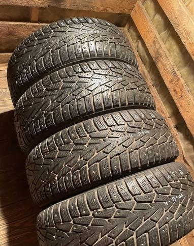 Nokian Tyres Hakkapeliitta 7 SUV 215/65 R16