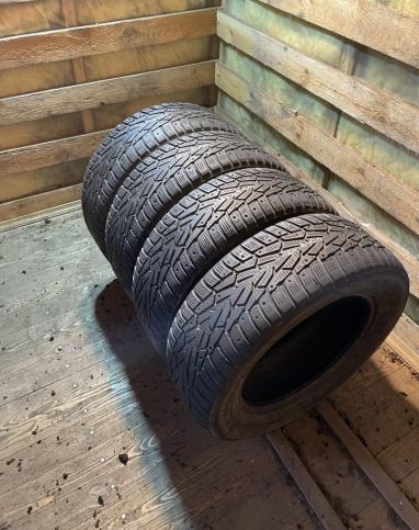 Nokian Tyres Hakkapeliitta 7 215/60 R16