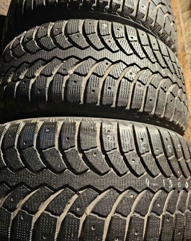 Bridgestone Blizzak Spike-01 255/55 R18