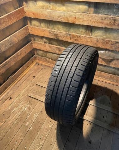 Nokian Tyres Hakka Blue SUV 215/55 R18