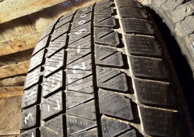 Bridgestone Blizzak DM-V3 235/60 R18