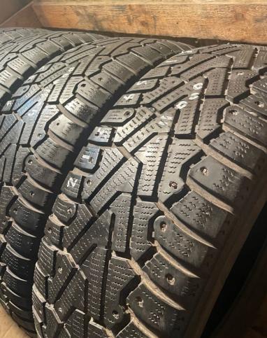 Pirelli Ice Zero 215/65 R17