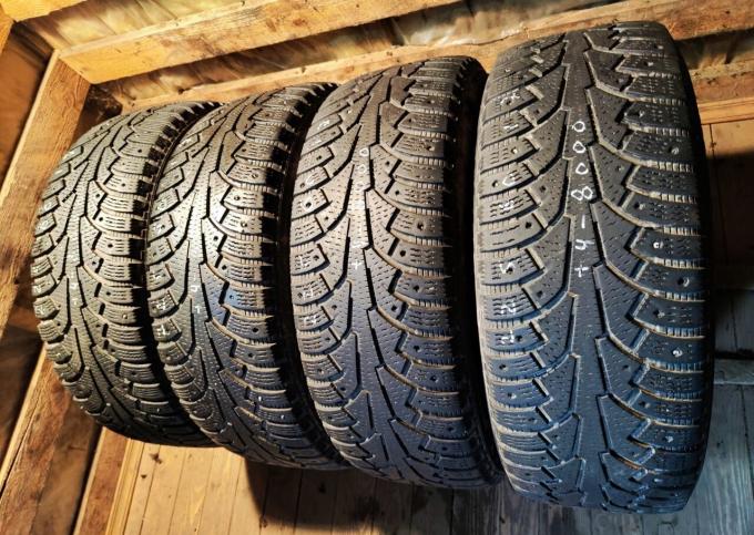 Nokian Tyres Hakkapeliitta 5 SUV 225/60 R17