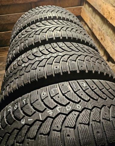 Bridgestone Blizzak Spike-01 265/65 R17