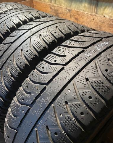 Bridgestone Ice Cruiser 7000 215/60 R16