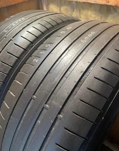 Pirelli P Zero 235/50 R19