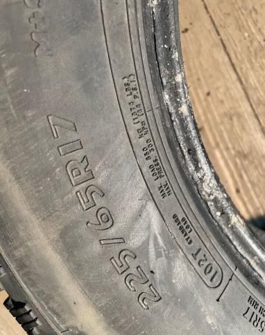 Cooper Weather-Master S/T 2 225/65 R17