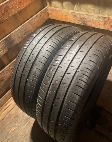 Kumho Ecowing ES01 KH27 215/65 R16