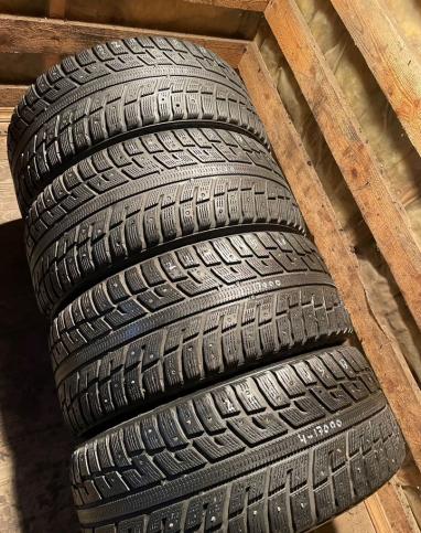 Kumho I'Zen KW22 225/45 R17