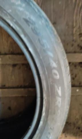 Pirelli P Zero 295/40 R21