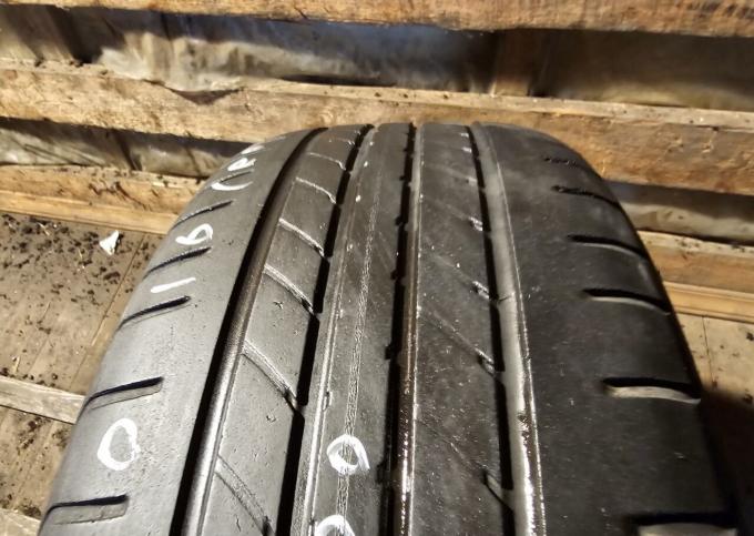 Goodyear EfficientGrip 205/60 R16