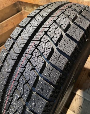 Bridgestone B391 215/65 R16