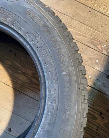 Nokian Tyres Hakkapeliitta 5 SUV 235/65 R17