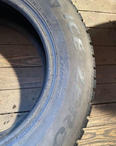 Pirelli Ice Zero 215/65 R16