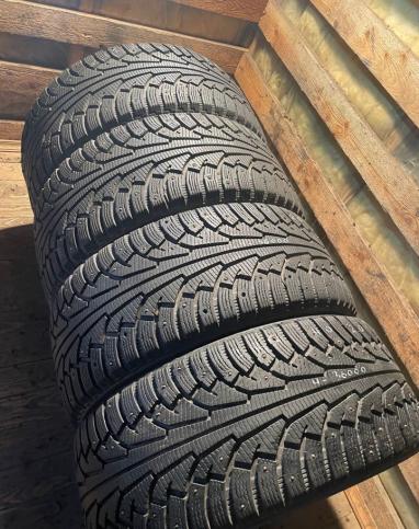 Nokian Tyres Hakkapeliitta 5 SUV 275/40 R20