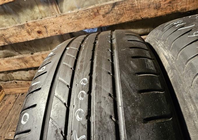 Goodyear EfficientGrip 205/60 R16