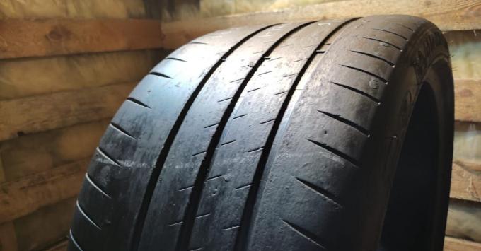 Michelin Pilot Sport Cup 2 305/30 R20