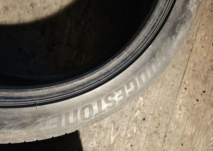 Bridgestone Alenza 001 265/45 R21