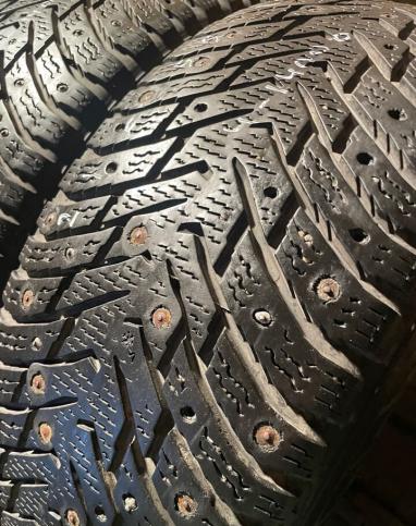 Nokian Tyres Hakkapeliitta 8 215/55 R17