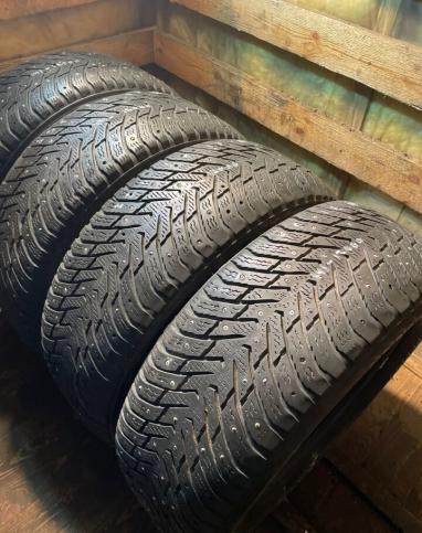 Nokian Tyres Hakkapeliitta 8 225/55 R17