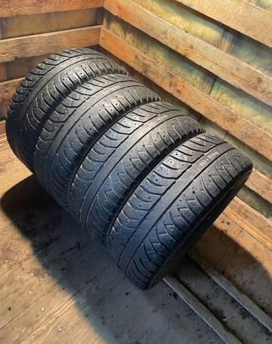 Bridgestone Ice Cruiser 7000 215/60 R16