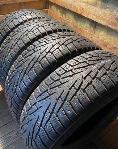 Nokian Tyres Hakkapeliitta 7 SUV 235/65 R17