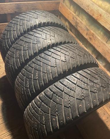 Goodyear Ultragrip Ice Arctic 215/65 R16